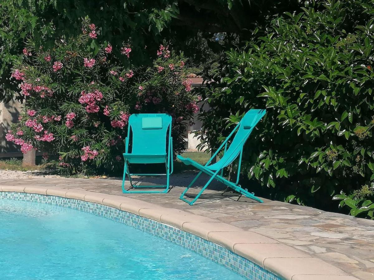 Villa Madison Sollies Pont Bagian luar foto