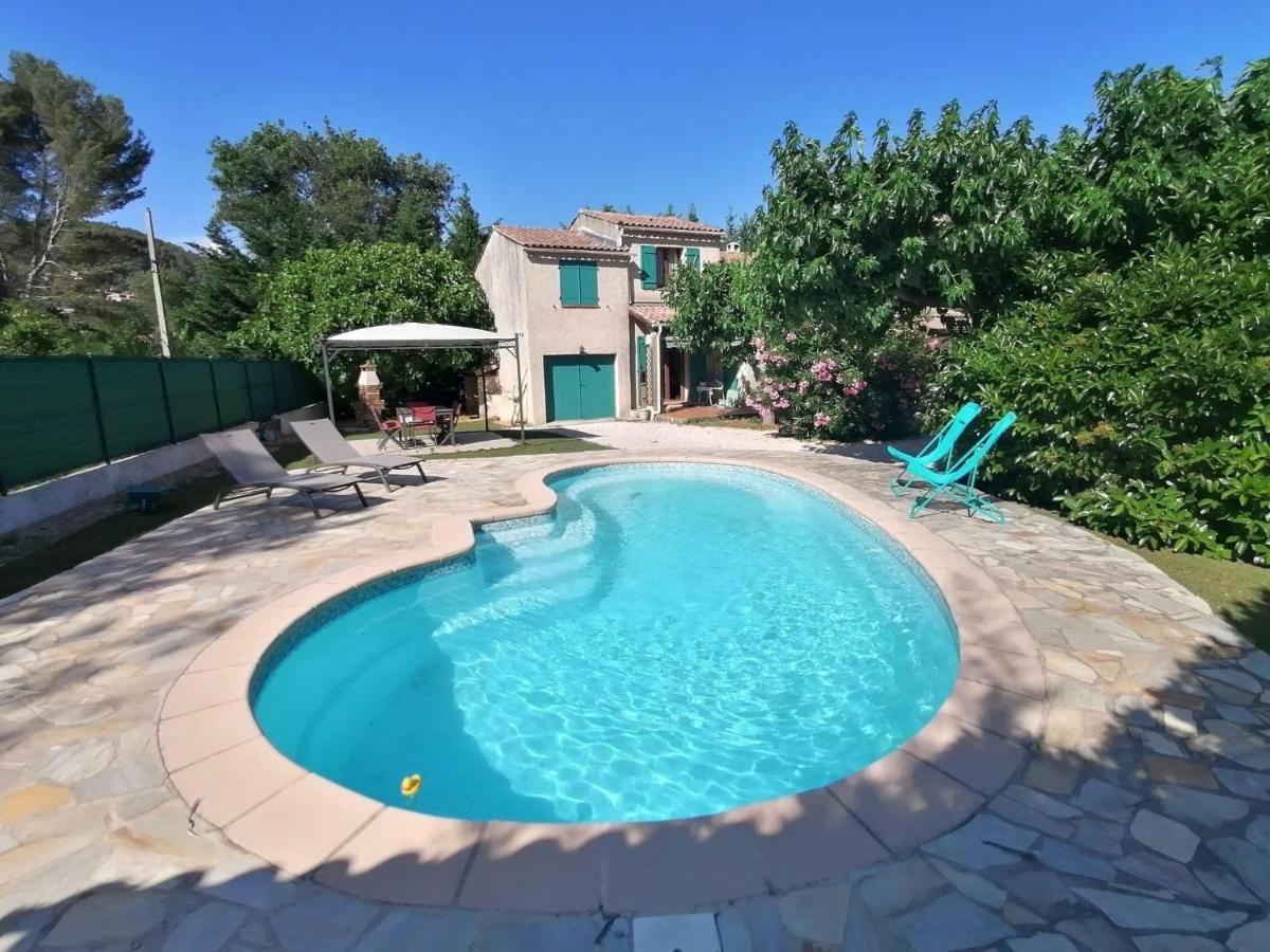 Villa Madison Sollies Pont Bagian luar foto